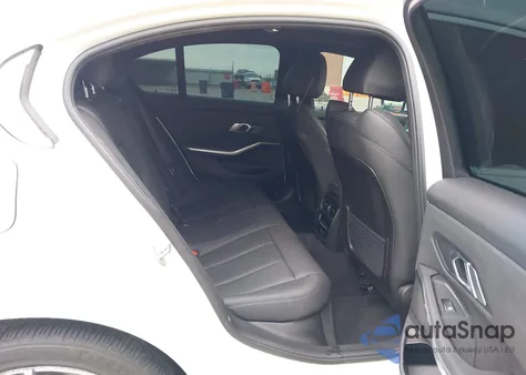 2021 BMW 330I z USA, uszkodzony, nr VIN 3MW5R1J06M8B90668